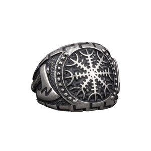 Bague Viking en argent décorée du symbole aegishjalmur avec deux haches