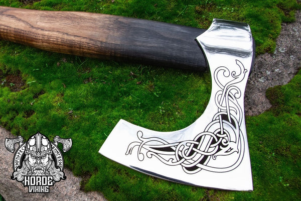 Hache viking en acier, avec gravure type G