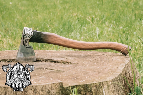 Hache viking de bushcraft